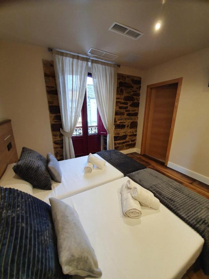 Albergue Casa Cuartel A Fonsagrada Eksteriør bilde