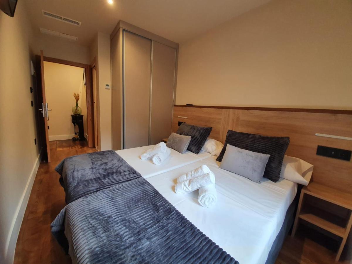 Albergue Casa Cuartel A Fonsagrada Eksteriør bilde