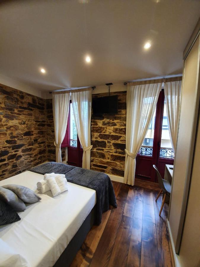 Albergue Casa Cuartel A Fonsagrada Eksteriør bilde