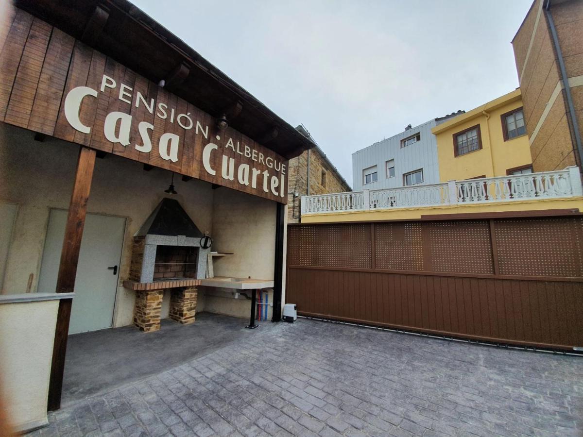 Albergue Casa Cuartel A Fonsagrada Eksteriør bilde