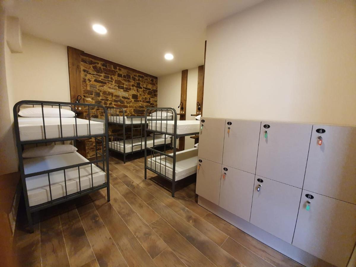 Albergue Casa Cuartel A Fonsagrada Eksteriør bilde